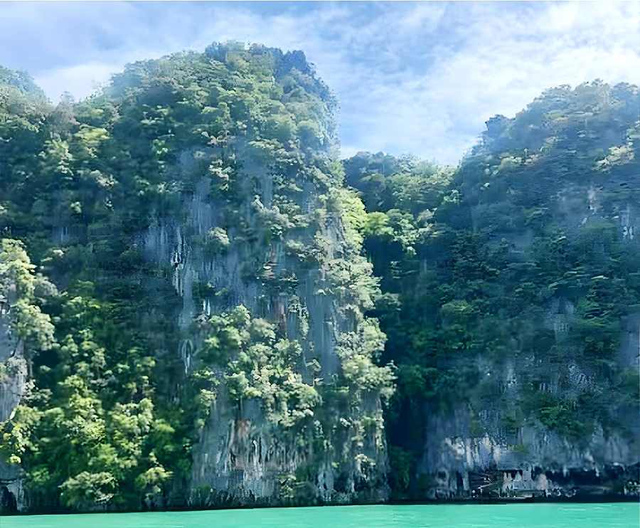 The Southern Islands